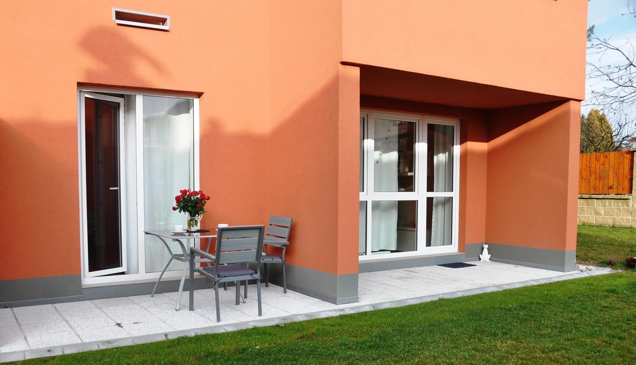 Ubytovani Trebon - Apartmany Rozmberk, Svet A Bastyr المظهر الخارجي الصورة